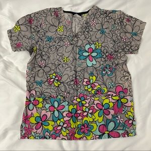 Tafford Gray Floral Scrub Top Small